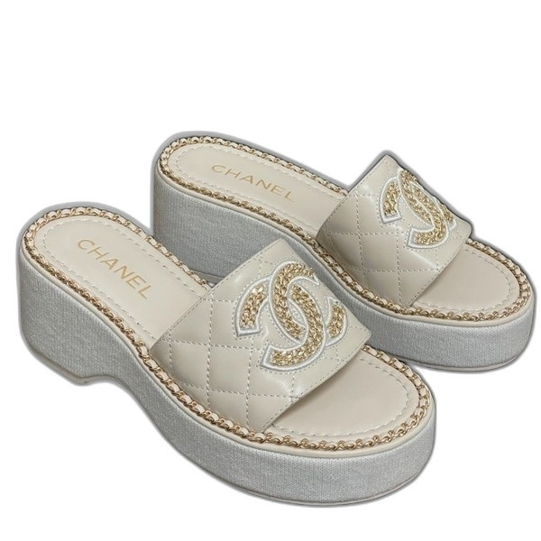[ Chanel ] 샤넬 가죽 퀼팅 통굽 슬라이드