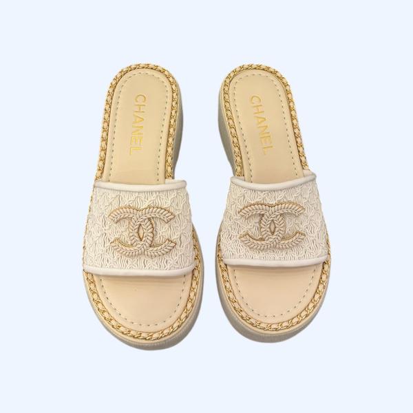 [ Chanel ] 샤넬 CC 통굽 슬라이드