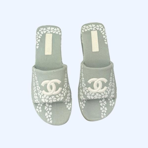 [ Chanel ] 샤넬 프린팅 통굽 슬라이드