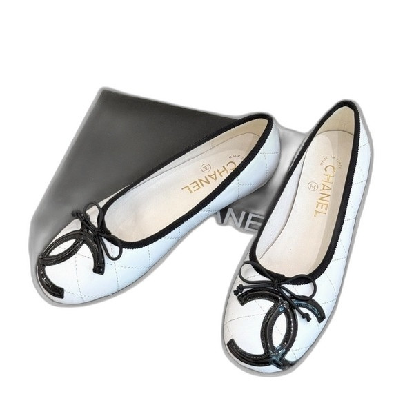 [ Chanel ] 샤넬 깜봉 퀼팅 플랫슈즈