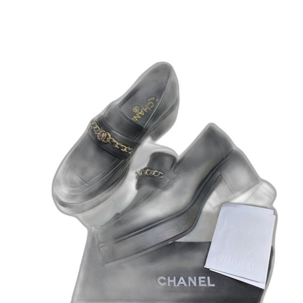 [ 샤넬 ] CC 로고 힐 로퍼