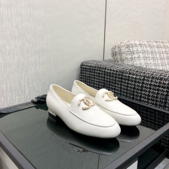 [ 샤넬 ] 2025 CC로고 로퍼