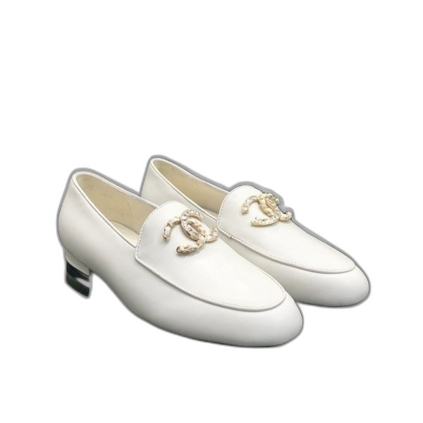 [ 샤넬 ] 2025 CC로고 로퍼