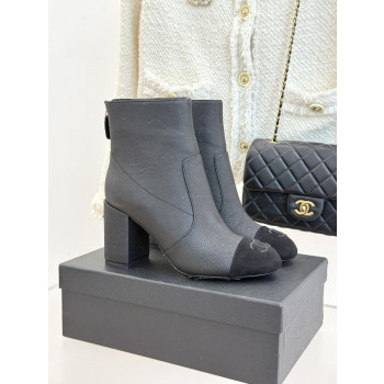 [ Chanel ] 샤넬 통굽 앵클 부츠