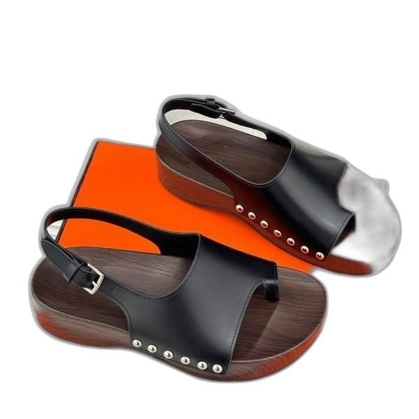 [ 에르메스 ] 2025 S/S RTW 쪼리 샌들