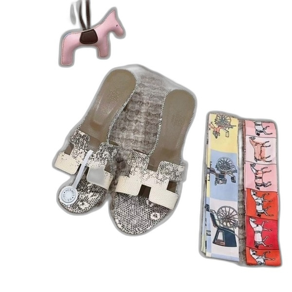 [ Hermes ] 에르메스 오아시스 샌들