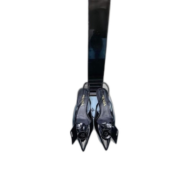 [Prada] 프라다 페이던트 가죽 슬링백 펌프