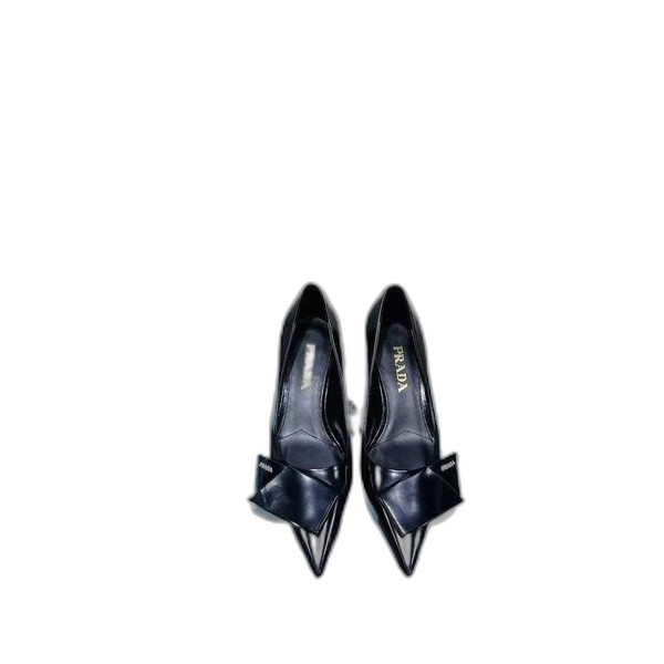 [Prada] 프라다 페이던트 가죽 펌프스