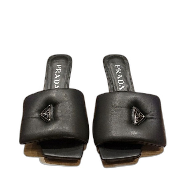 [ 프라다 ] 소프트 패딩 나파 샌들