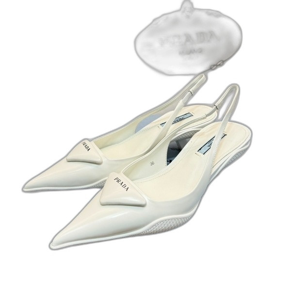 [ 프라다 ] 브러시드 가죽 슬링백 펌프스