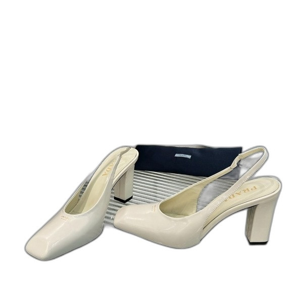 [ 프라다 ] 25 블록 힐 슬링백 펌프스