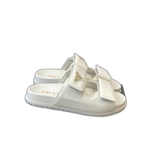 [ Prada ] 프라다 나파 가죽 슬라이드