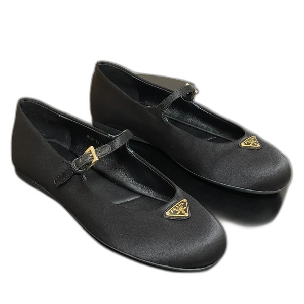 [ Prada ] 프라다 새틴 메리제인 플랫