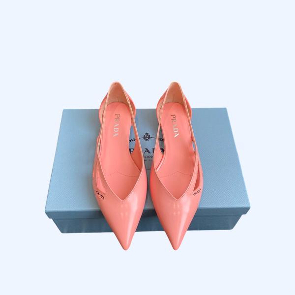 [ 프라다 ] 브러쉬드 레더 컷 아웃 발레리나 슈즈