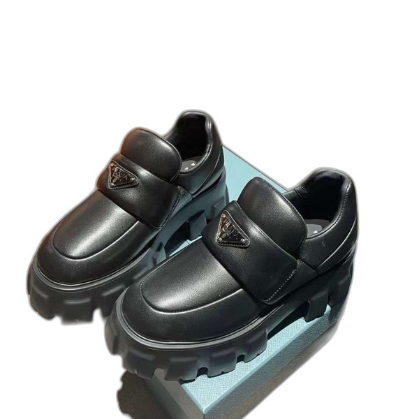 [Prada] 프라다 소프트 패딩 나파 가죽 로퍼