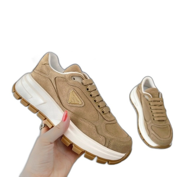 [ 프라다 ] prax 01 스웨이드 스니커즈