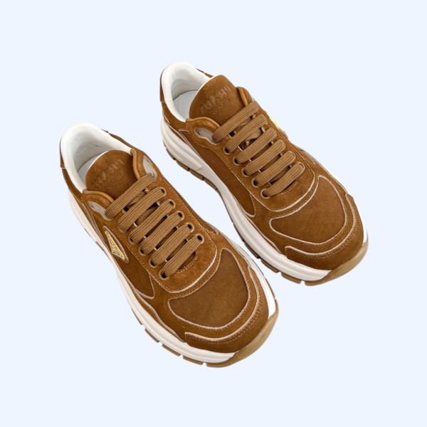 [ 프라다 ] prax 01 스웨이드 스니커즈