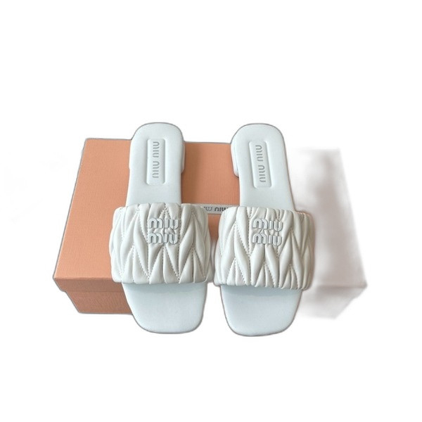 [ Miu Miu ] 미우미우 마테라쎄 나파 가죽 슬라이드