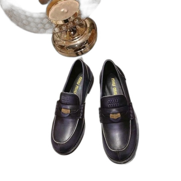 [Miu Miu] 미우미우 빈티지 가죽 페니 로퍼