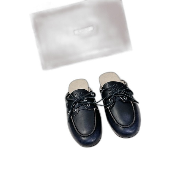 [ Miu Miu ] 미우미우 블리치드 가죽 보트 뮬