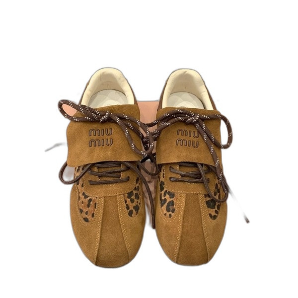 [ 미우미우 ] 캐주얼 스니커즈