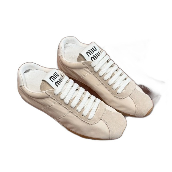 [ 미우미우 ] 플룸 스웨이드 스니커즈