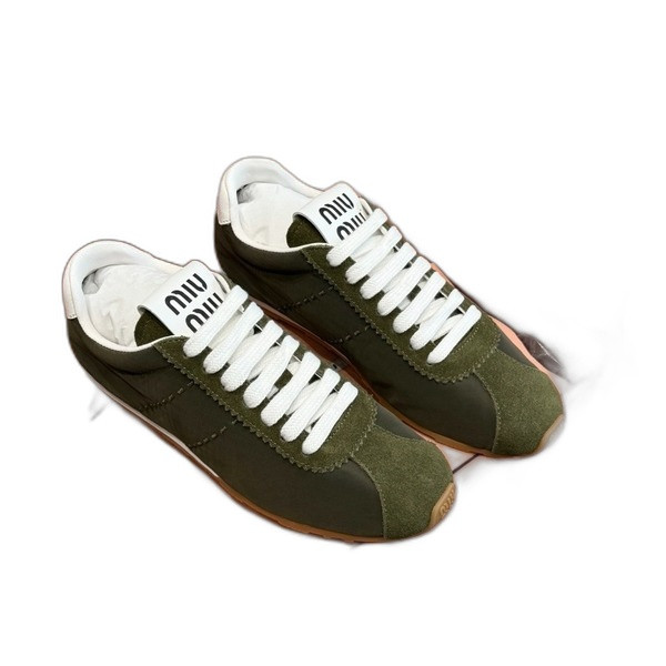 [ 미우미우 ] 플룸 스웨이드 스니커즈