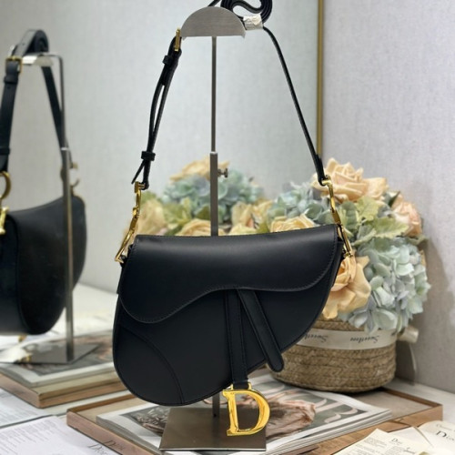 [ Dior ] 디올 Saddle 백 미디엄