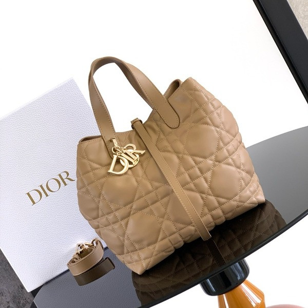 [ Dior ] 디올 Toujours 미디엄 백