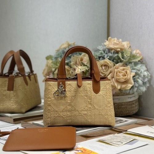 [ Dior ] 디올 Toujours 라피아 백 스몰