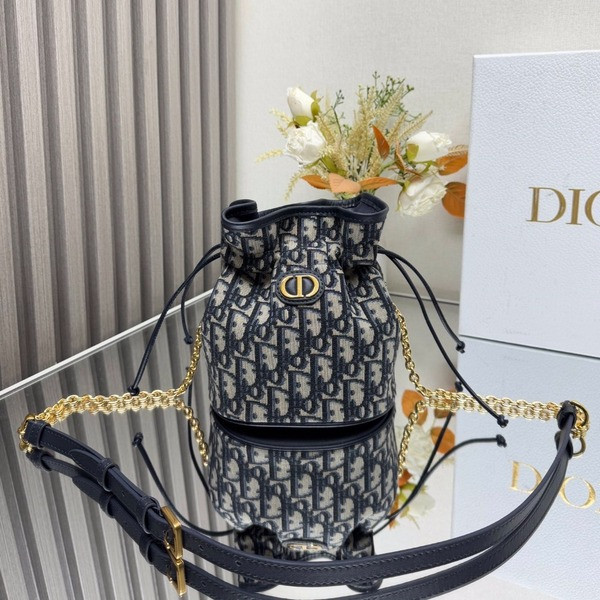 [ Dior ] 디올 Caro 드로우스트링 미니 버킷백