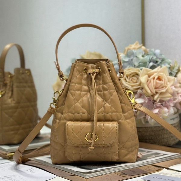 [ Dior ] 디올 Caro 스몰 버킷백