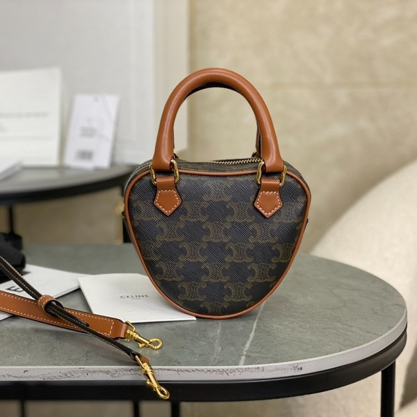[ Celine ] 셀린느 하트 인 트리오페 미니백