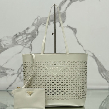 [ Prada ] 프라다 컷아웃 모티프 가죽 토트백