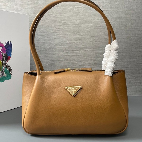 [ Prada ] 프라다 달링 미디엄 가죽 숄더백