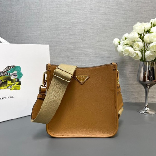 [ Prada ] 프라다 가죽 미니 숄더백