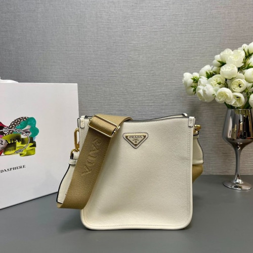 [ Prada ] 프라다 가죽 미니 숄더백