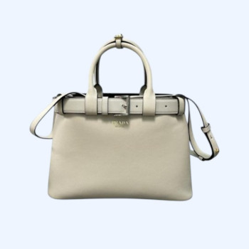 [ Prada ] 프라다 벨트 가죽 버클 백 미디엄