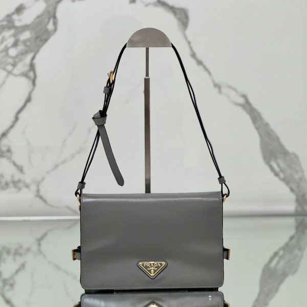 [ Prada ] 프라다 가죽 숄더백