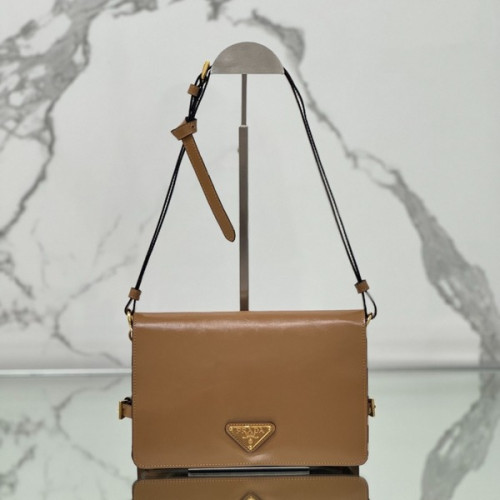 [ Prada ] 프라다 가죽 숄더백