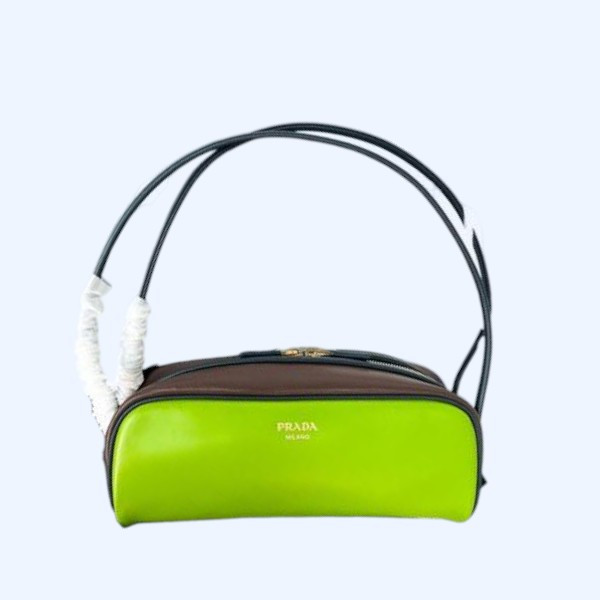 [ Prada ] 프라다 스윙 가죽 숄더백