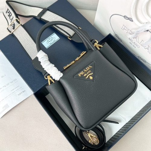 [ Prada ] 프라다 플루 가죽 미니 핸드백