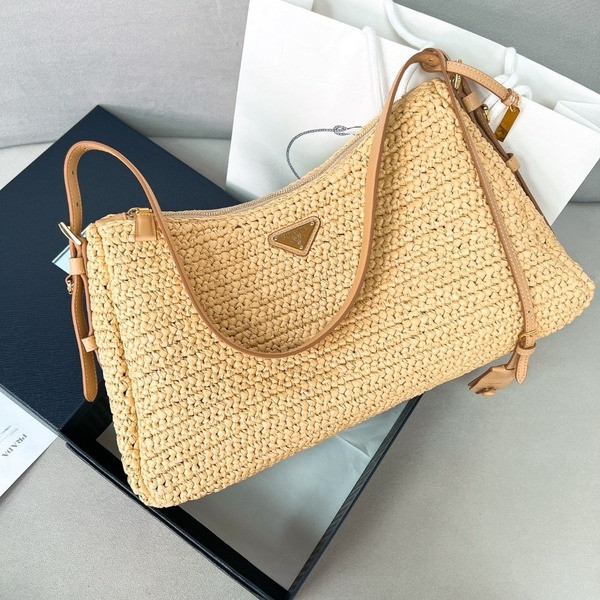 [ Prada ] 프라다 에메 크로셰 및 가죽 백