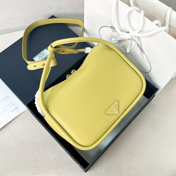 [ Prada ] 프라다 달링 가죽 핸드백