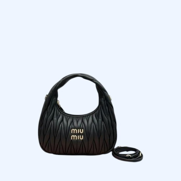 [ 미우미우 ] 완더 마테라쎄 호보백 스몰