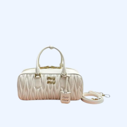 [ 미우미우 ] 마틀라세 레더 탑 핸들 백 롱스몰