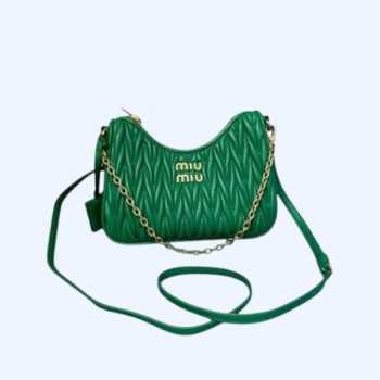 [ 미우미우 ] 나파레더 체인 호보백