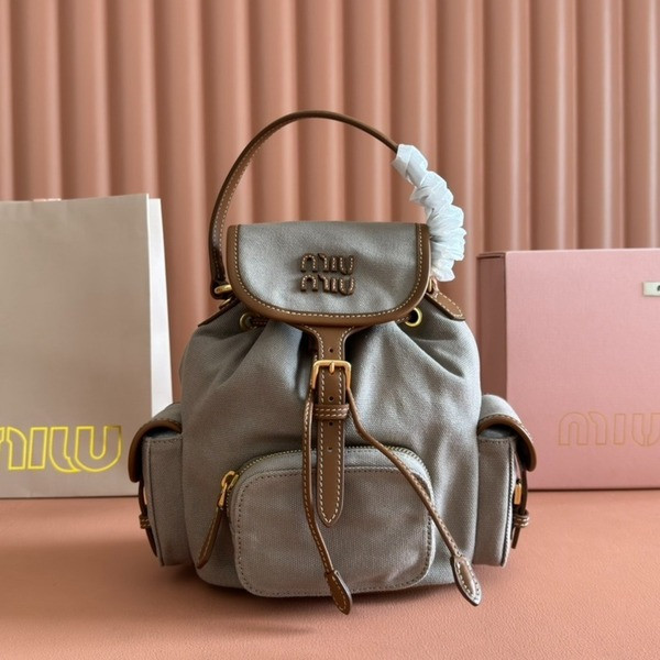 [ Miu Miu ] 미우미우 캔버스 및 가죽 백팩