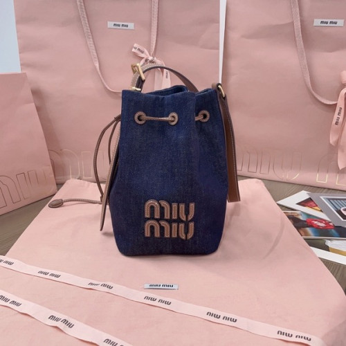 [ Miu Miu ] 미우미우 캔버스 및 가죽 버킷 백