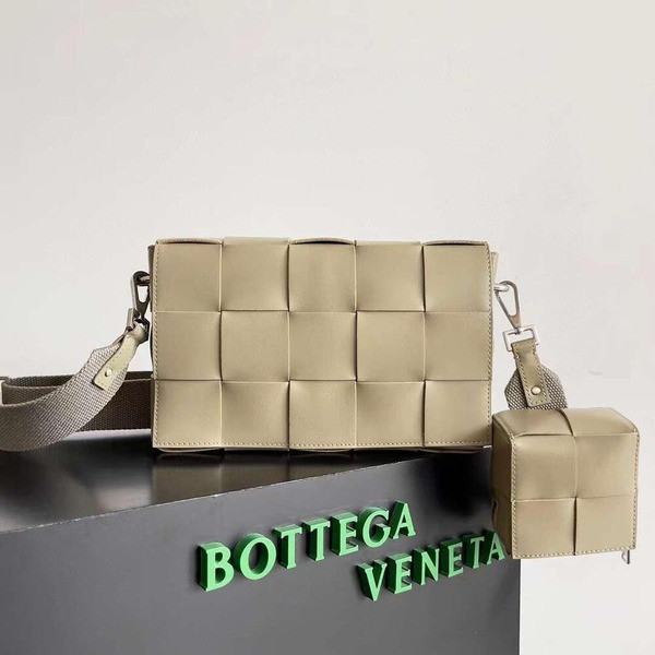 [Bottega Veneta] 보테가베네타